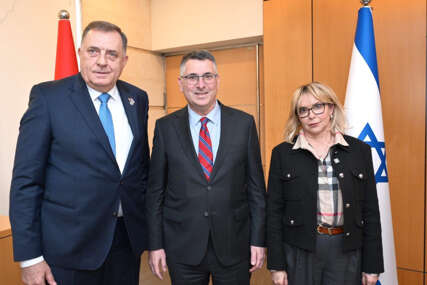 (NE)ISKRENI PRIJATELJI Kakva je korist za Srpsku od spoljne politike Milorada Dodika i SNSD