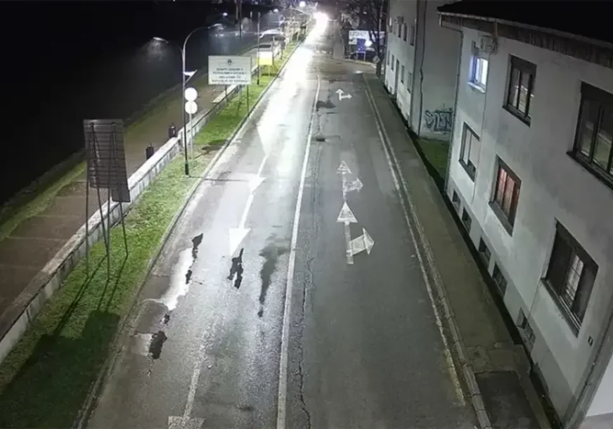"NIJE PALA NI PAHULJICA" Dok se cijela Srpska bori sa snježnim padavinama, ovaj grad su ZAOBIŠLE