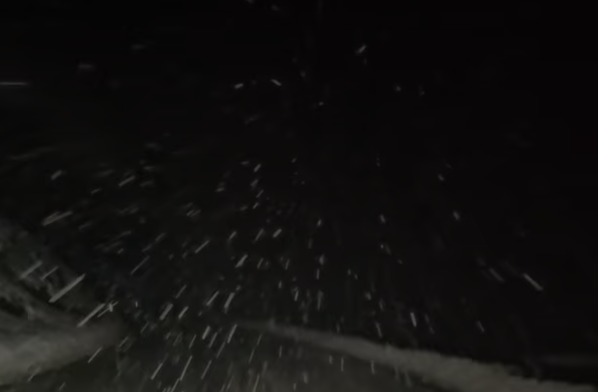 (VIDEO) NA MANJAČI PADA SNIJEG Kolovozi mokri i klizavi, vozačima se savjetuje oprezna vožnja