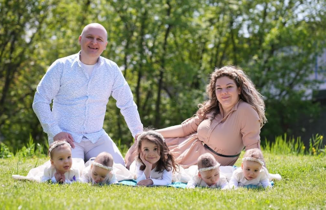(FOTO) Potrebna im je i naša pomoć: Marija je majka TEŠKO BOLESNIH TROJKI, njene riječi kidaju dušu