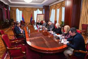 Mljekari, Vlada RS, Savo Minić