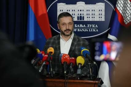 (FOTO) "Nećemo dozvoliti da grijanje stane" Ako ne bude POSKUPLJENJA OD 25%, radijatori u Banjaluci topli samo do polovine februara