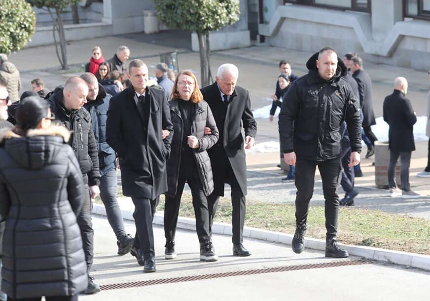 Nemanja Vidić na sahrani brata