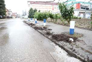Neočišćeni trotoari i ceste