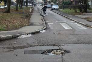Neočišćeni trotoari i ceste
