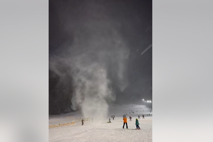 (VIDEO) Snježni tornado POGODIO SKI STAZU u Rumuniji: Pogledajte snimak vrtloga, evo o čemu je riječ