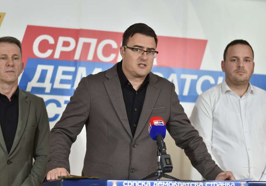 Nezakonita smjena se ponavlja "Nedopustivo da građani Čelinca PLAĆAJU 2 PREDSJEDNIKA Skupštine opštine"