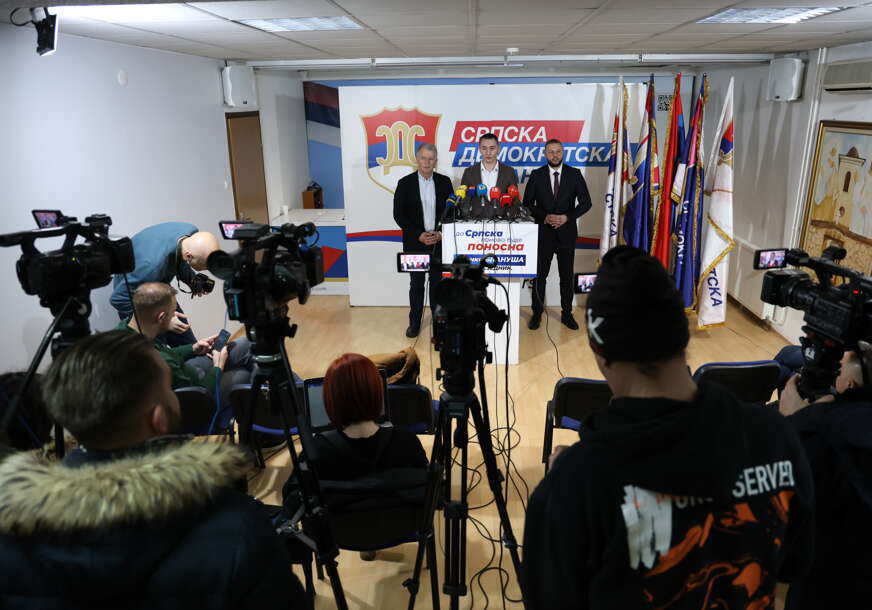 (FOTO) Traže da CIK poštuje Izborni zakon BiH: SDS ne isključuje bojkot ponovljenih izbora za predsjednika Srpske