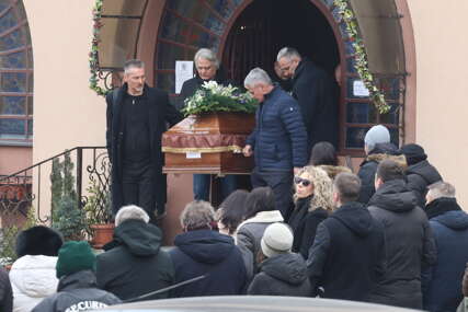 Sahrana Mika Aleksić