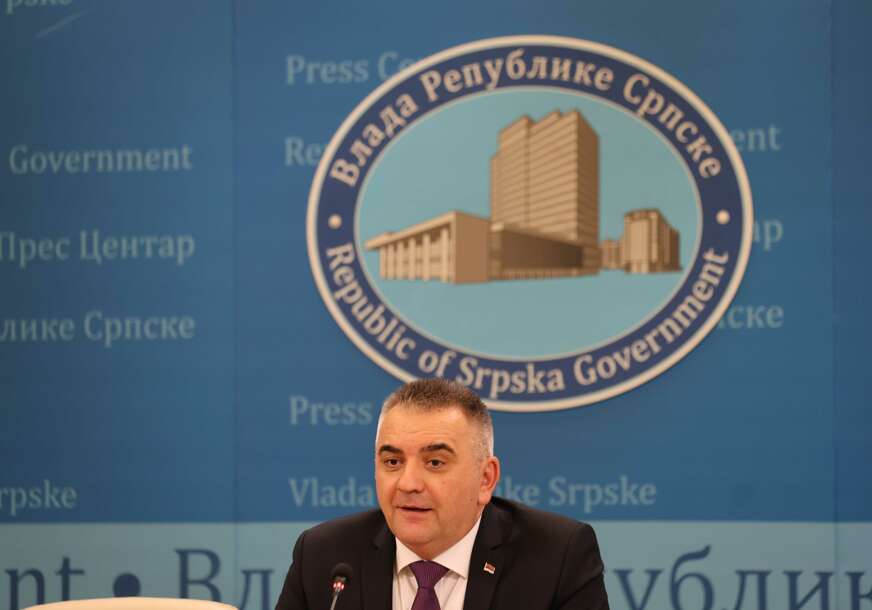 (VIDEO, FOTO) “BIĆE PROMJENA” Minić najavio povratak na čelo Vlade i odlazak pojedinih ministara