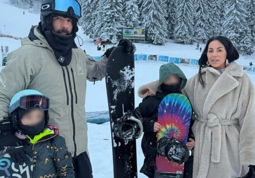 UŽIVAJU NA ZIMOVANJU Seka Aleksić podijelia trenutke sa Kopaonika, sinovi u ful opremi za skijanje