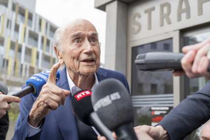 "Izbjegavajte SAD" Sep Blater upozorio navijače da ih ne čeka ništa dobro na Mundijalu
