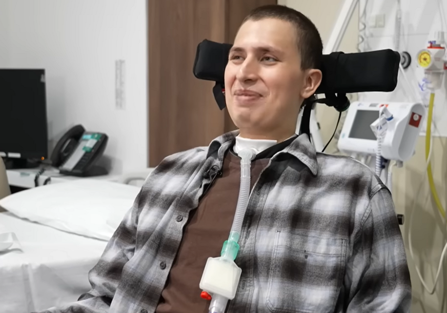 "Osjećam se čudesno" Nepokretnom studentu robot ugradio MASKOV ČIP u mozak