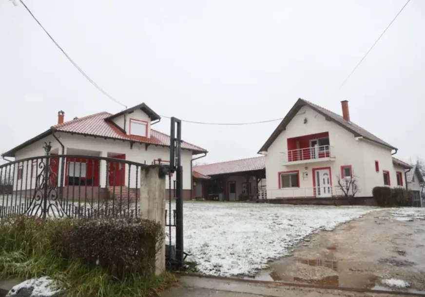 (VIDEO,FOTO) "IZGORIO MU VEĆI DIO LICA" Srbin za dlaku izbjegao smrt u požaru u Švajcarskoj, mještani njegovog sela UZNEMIRENI