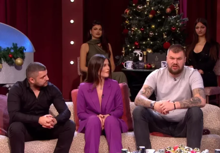 „JOJ, MAJKO MOJA“ Rijaliti učesnica iskreno odgovorila sa koliko je muškaraca bila intimna, Janjuševa reakcija postala hit