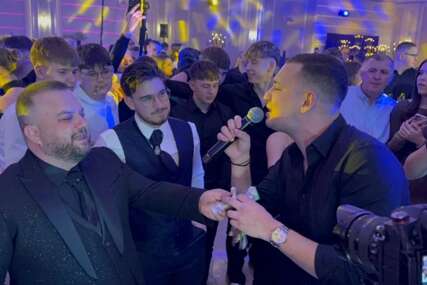 "To je bilo ono klasično dječije tjeranje inata" Muzičar prvi put OTKRIO DETALJE IZ BRAKA, progovorio o nevjenčanoj supruzi sa kojom ima 3 djece