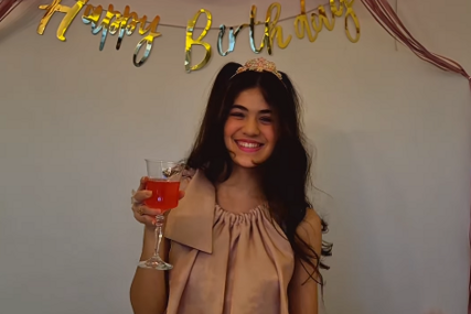 Isabella Damla Güvenilir,