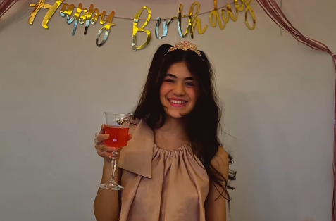 Isabella Damla Güvenilir,