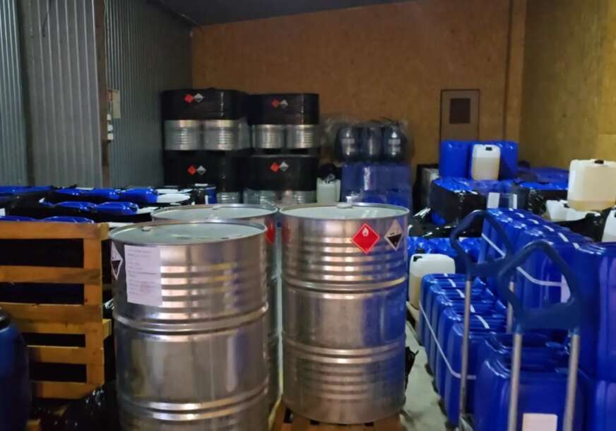 (VIDEO, FOTO) Uništene 24 LABORATORIJE, zaplijenjena vozila i nekretnine: Realizovana najveća operacija borbe protiv SINTETIČKIH DROGA širom EU