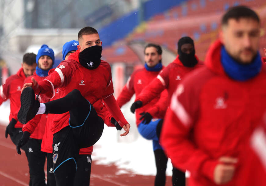 prozivka fudbalera borca , prvi trening u 2026 . 
