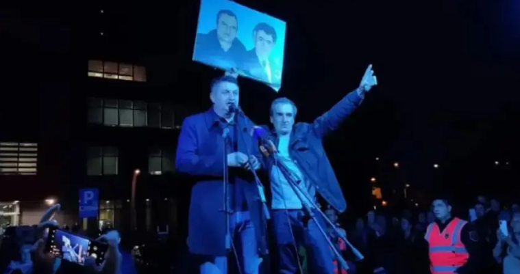 ČEKAJU GA 3 GODINE ROBIJE Miodrag Malić osumnjičen za izazivanje nacionalne mržnje zbog fotografija Mladića i Karadžića