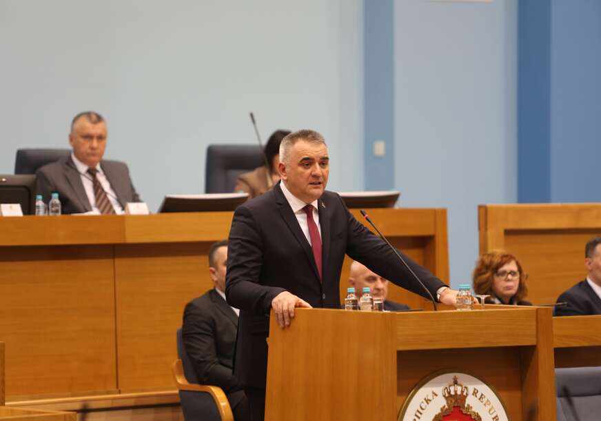 (FOTO) Počela nova sjednica Parlamenta: Minić predstavlja program i članove nove Vlade Srpske