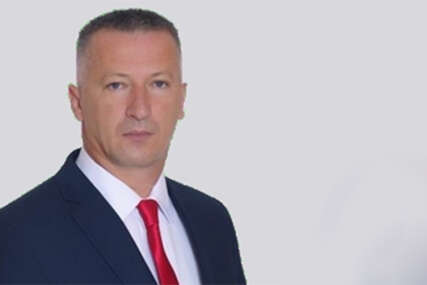 Odbornik DNS osuđen na 8 mjeseci zatvora: Đekić parama iz Doma zdravlja častio suprugu i bivšeg kolegu iz SNSD