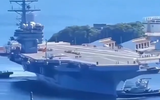 (VIDEO) DRAMA U RAZVOJU Američki nosač aviona je pokrenut