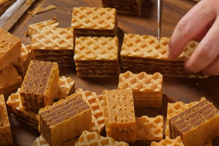 Ukus koji je bolji od svake moderne torte: Recept za DOMAĆU OBLANDU od samo 4 sastojka