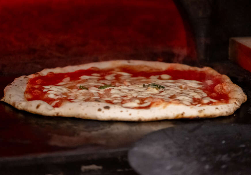  Pizza je danas svjetski poznato italijansko jelo