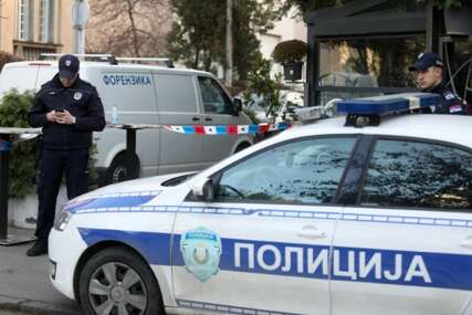 VELIKA POTJERA U NOVOM SADU Muškarac prijetio pištoljem vozaču, pa se dao u bijeg od policije