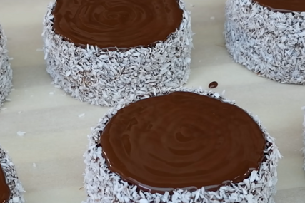 Originalni recept za RUSKE ŠUBARE: Kolač od čokolade i kokosa bez kog su proslave nezamislive