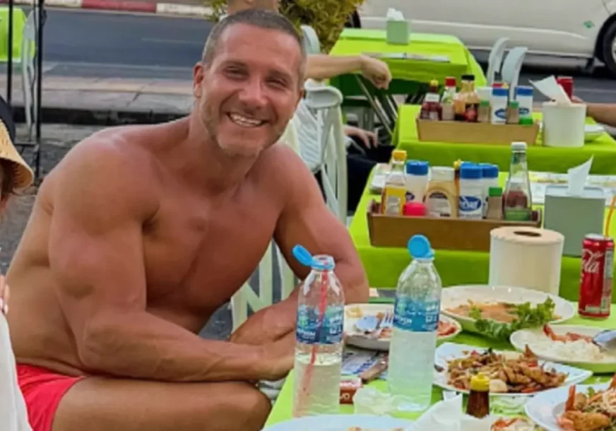 (FOTO) Saša Kovačević sa vjerenicom na egzotičnoj destinaciji: Sa njima i poznati pjevač, Milica Todorović odmah reagovala