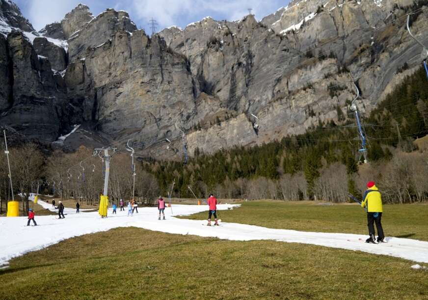skijalište bez snijega