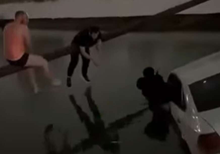 (VIDEO) "Običan dan u Dagestanu" Tri heroja spasila dijete iz TAKSIJA KOJI TONE, snimak obišao svijet