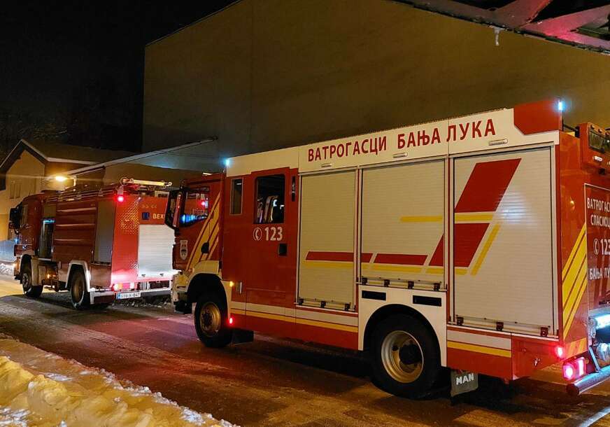 (VIDEO) Požar i poplava: Banjalučki vatrogasci imali 2 intervencije