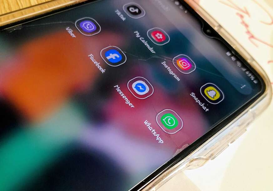 Stiže promjena izgleda: Aplikacija WhatsApp dobija novi Liquid Glass dizajn