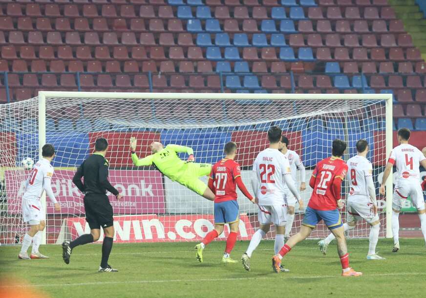 Grahovac postiže gol za Borac