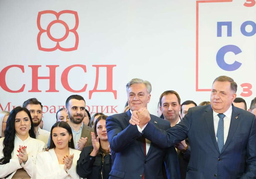 (FOTO) Zagrijavanje za izbore u oktobru: Dodik proglasio pobjedu Karana, pa poručio opoziciji da su LAŽOVI