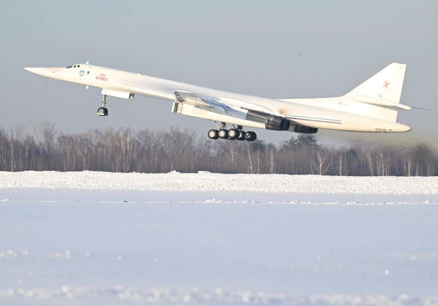 Avion Tupolev Tu-160