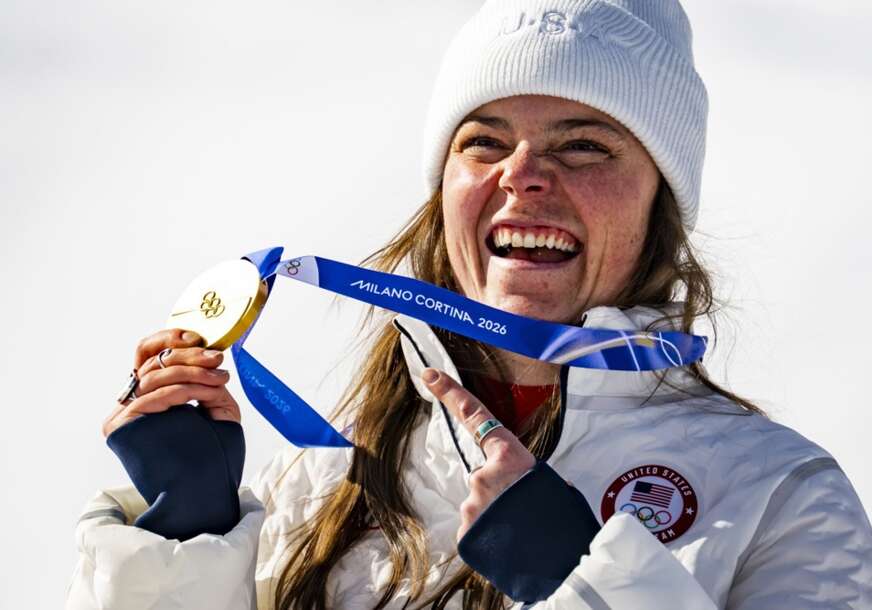 Bruka za organizatore ZOI "Ne skači, otpašće medalja"