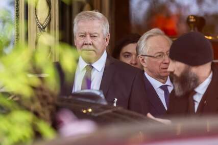 EKSPRESNO ZAVRŠENI PREGOVORI Opasno stanje u Švajcarskoj, Rusi napustili hotel u Ženevi, Ukrajinci imali tajni sastanak