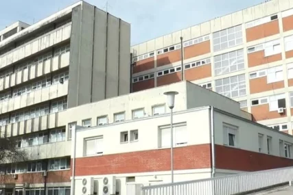 BEBE HITNO EVAKUISANE Izbio požar u čačanskoj bolnici na odjeljenju neonatologije