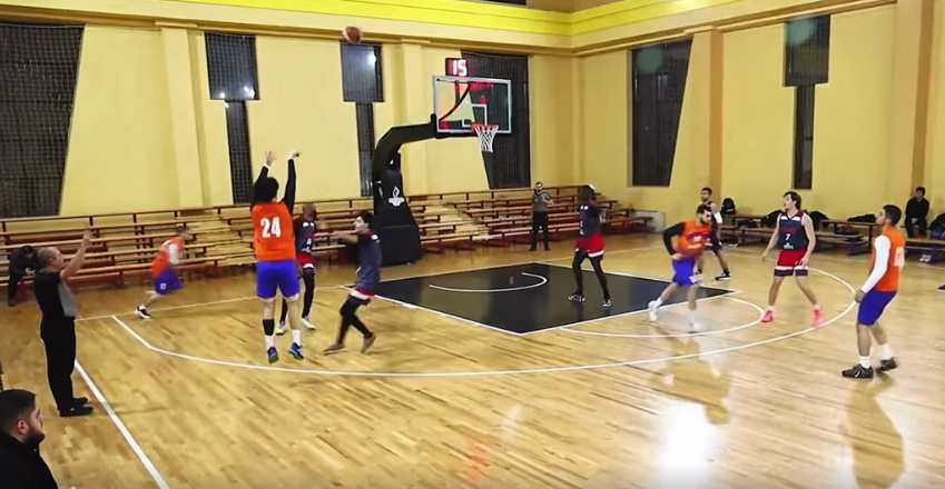(VIDEO) Rađa se novi superstar svjetske košarke: Momak za koga malo ko zna ubacio 84 poena