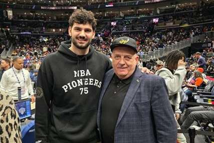 (FOTO) U društvu reprezentativca Srbije: Milorad Dodik prisustvovao utakmici NBA lige
