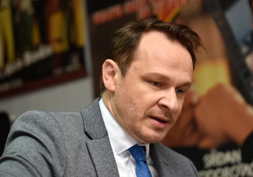 "Svi ćemo tamo završiti" Poznati glumac RADIO KAO GROBAR, a danas je velika zvijezda