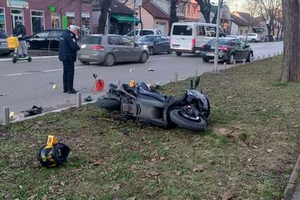 (VIDEO, FOTO) Teška nesreća u Banjaluci: Povrijeđeni maloljetni motoristi