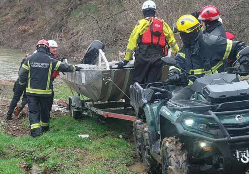 Otišli na vikendicu, pa nestali: Potraga za dvojicom muškaraca traje više od 24 sata, ova stvar je najveća misterija