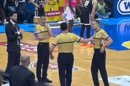 (VIDEO) Prekinuta utakmica Partizan - Mega: Topovski udari i uvrede za suprugu Nebojše Čovića