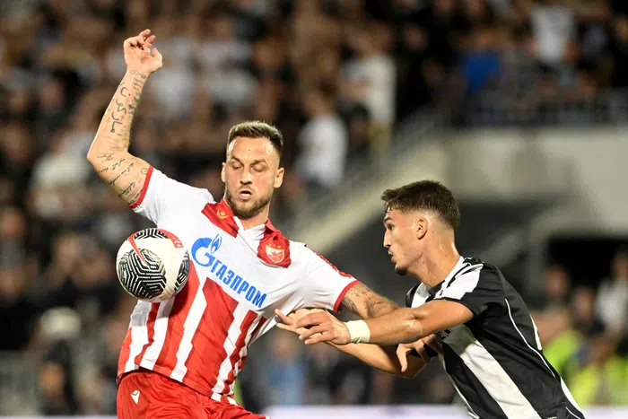 Sve je spremno za derbi: Stanković izveo najjači sastav, Stojaković se brani sa 3 štopera